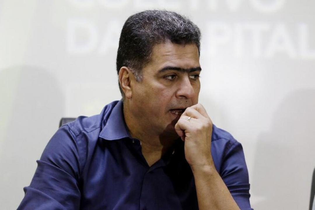 Juíza bloqueia contas, CNH e passaporte de Emanuel Pinheiro