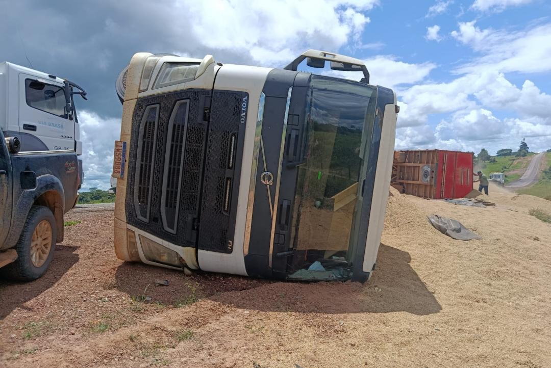 Empresa defendida por AGER e SINFRA causa mais um acidente