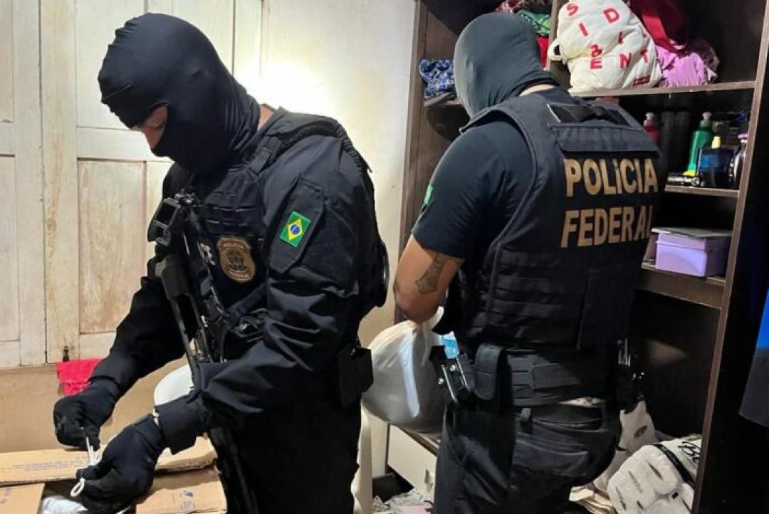 Polícia Federal apreende celular em Alta Floresta