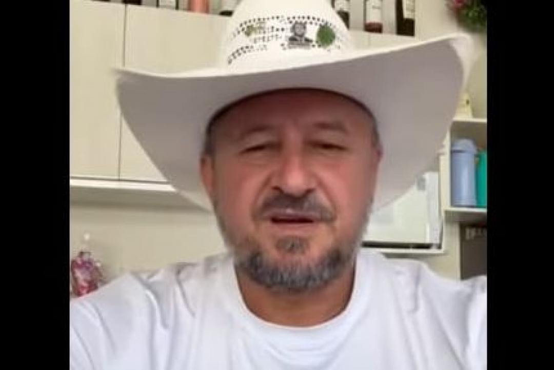 “Quem não deve não teme. Chega o aço!” rebate Cattani