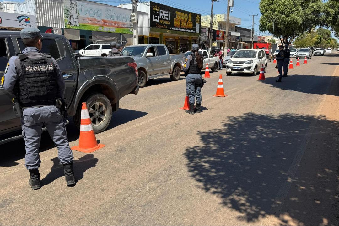 PM promove campanha de prevenção e combate à violência contra a mulher  