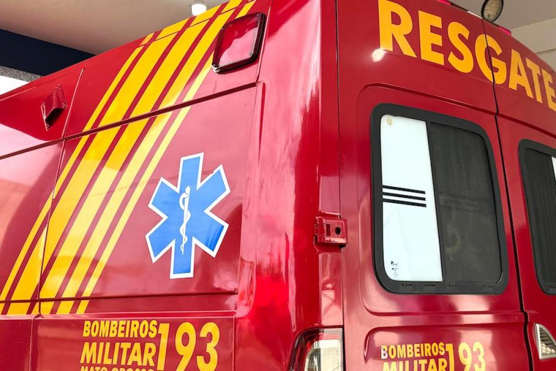 Acidente na Avenida Bom Pastor deixa mulher e criança feridos em Alta Floresta