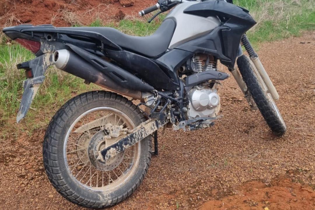 Motocicleta furtada em Nova Bandeirantes é recuperada pela Polícia Militar em Alta Floresta