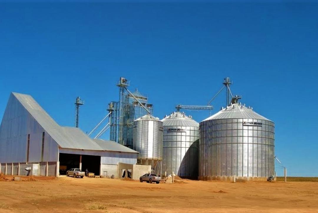 Déficit de armazéns ameaça produção recorde de grãos em Mato Grosso