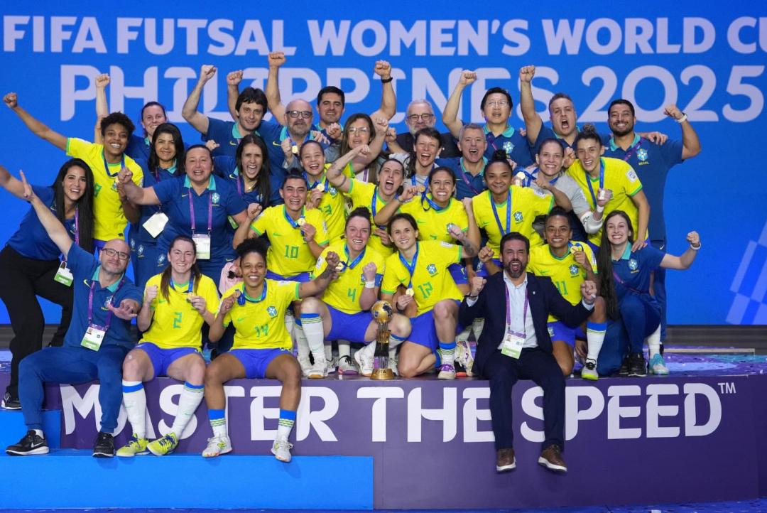Brasileiras fazem história: Seleção feminina conquista 1º Mundial de Futsal da FIFA