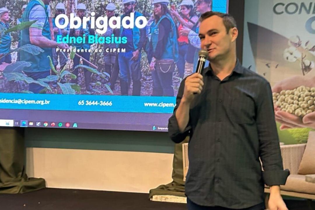 Setor florestal avança e projeta Ednei Blasius para Brasília  