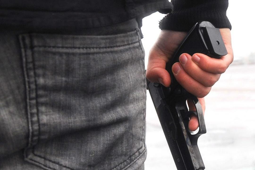 Tentativa de homicídio em distribuidora termina com vítima baleada em Nova Bandeirantes