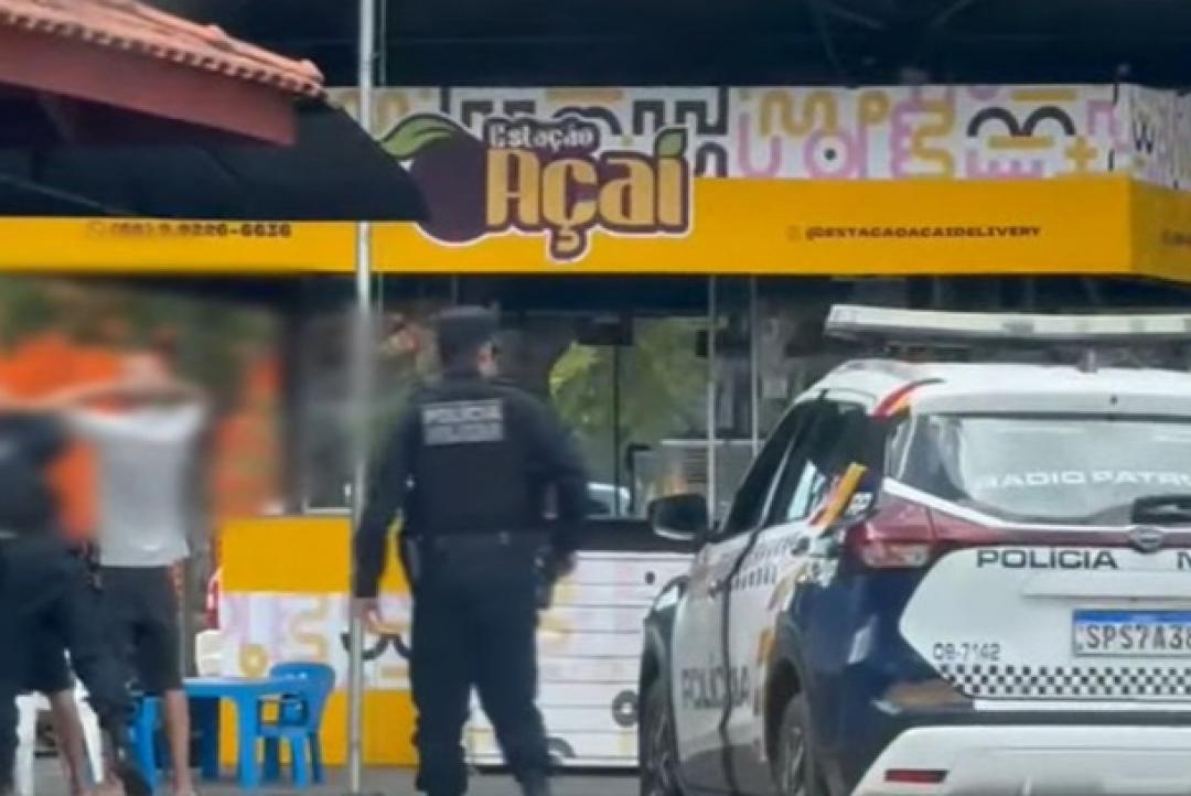 Dupla é presa com maconha na Praça Cívica em Alta Floresta