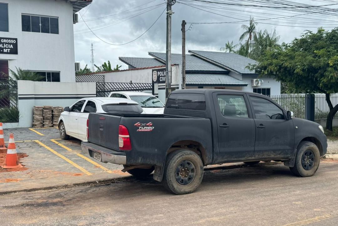 Hilux com queixa de furto é recuperada durante operação da PM em Alta Floresta