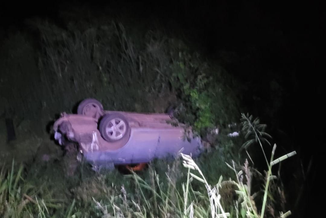 Motorista sai ileso após capotamento na 1ª Vicinal Norte em Alta Floresta