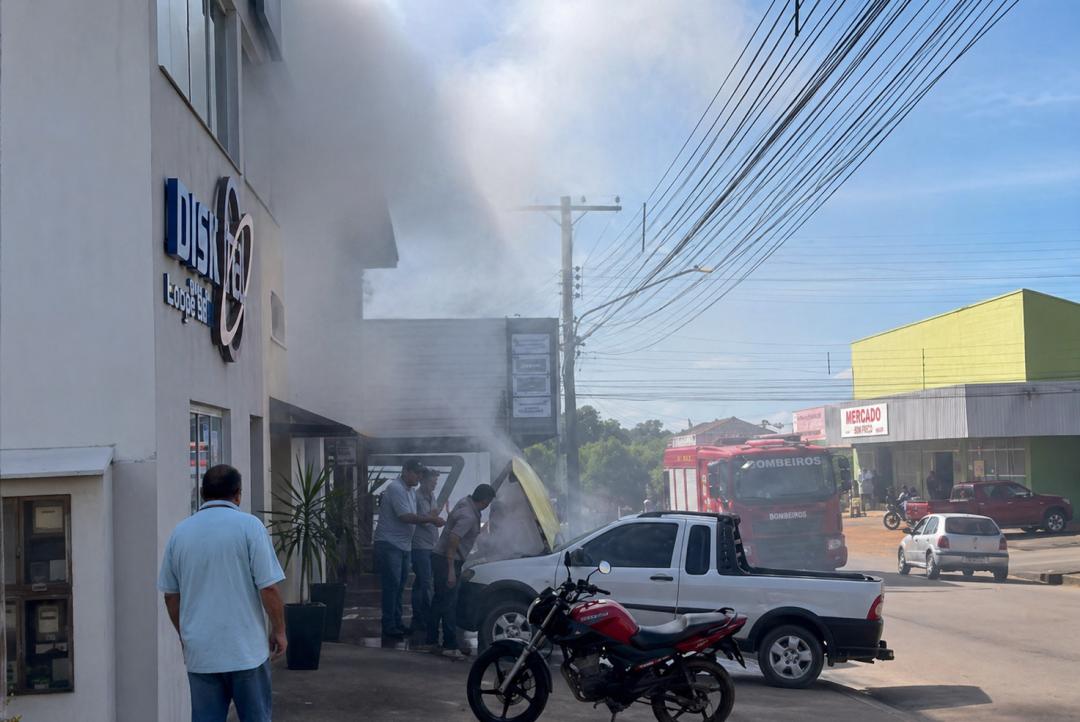 Princípio de incêndio em veículo mobiliza bombeiros em Alta Floresta
