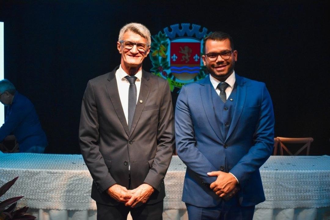 Oficial: Robson Quintino assume Prefeitura por 30 dias