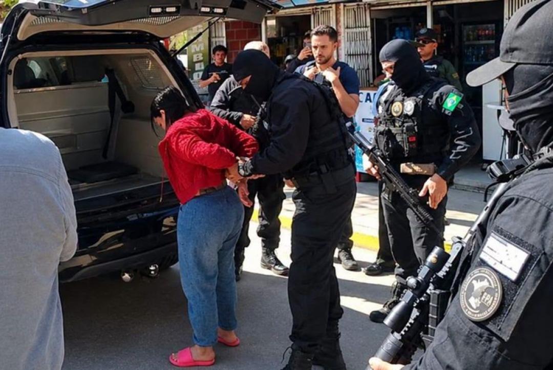 Angeliquinha é entregue à PF em Corumbá e aguarda recambiamento para Mato Grosso