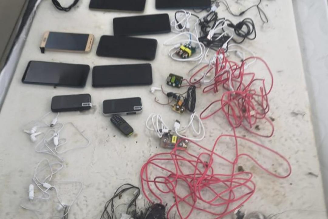 Homem é preso após mais de 20 celulares e drogas serem encontrados em colchão enviado a presídio de Alta Floresta