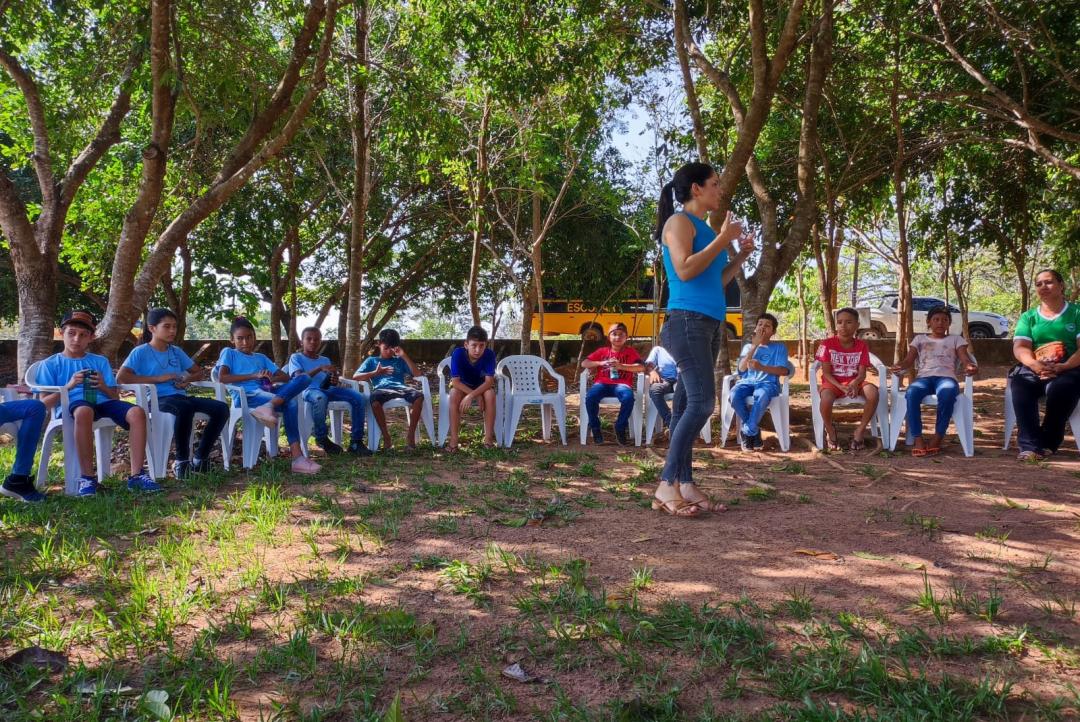 Prefeitura e Unemat realizam ação de educação ambiental no Parque das Capivaras