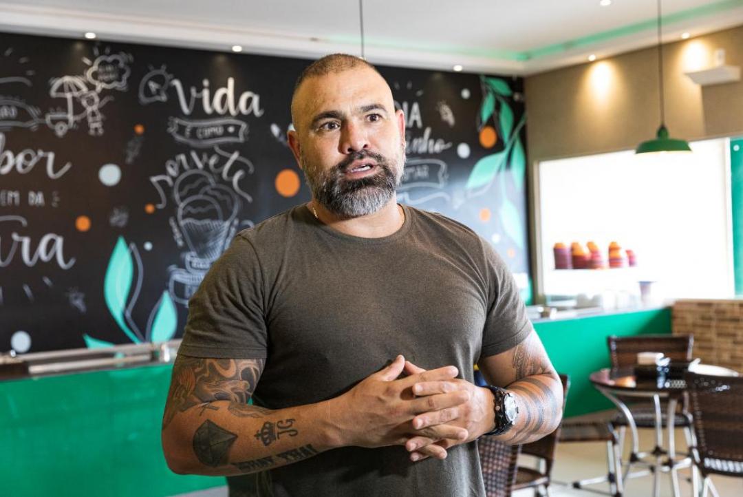 Dono de sorveteria amplia negócio com apoio de crédito da Desenvolve MT e gera empregos