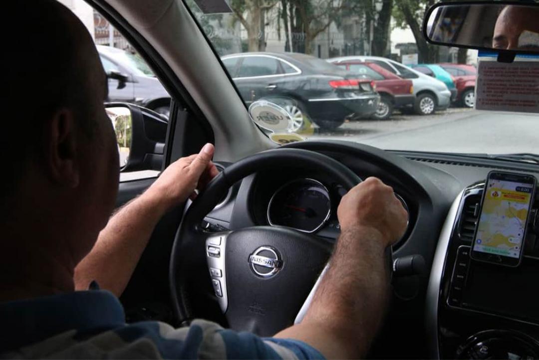 Uber toma multa de R$ 1 bilhão por danos morais coletivos no Brasil