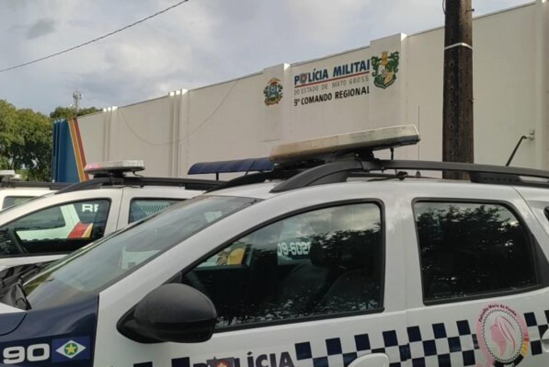 Suposto ritual de quebra de feitiço: homem entrega dinheiro e arma para golpista