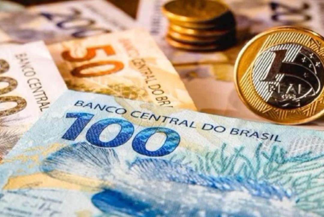 Poupança tem mais saques que aplicações em novembro