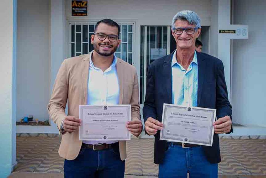 Prefeito Chico Gamba foi diplomado na manhã desta segunda-feira, 16 de dezembro