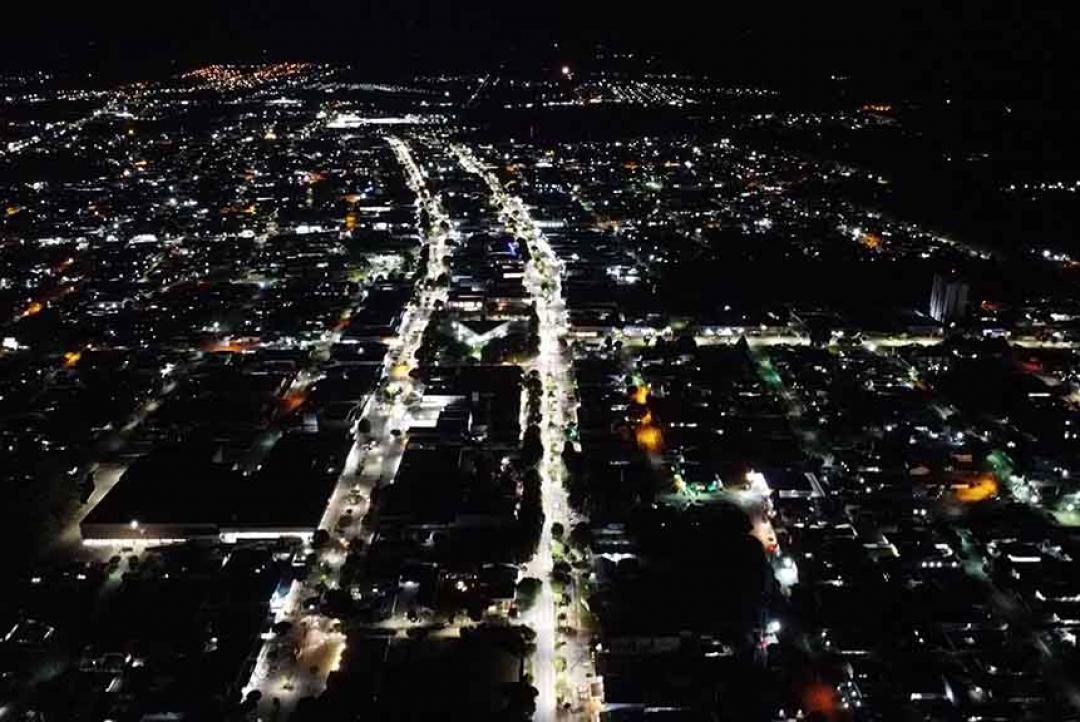 Trabalhos do Departamento de Iluminação Pública contempla perímetro urbano e área rural