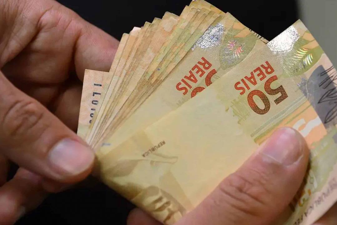 Homem procura polícia depois de identificar empréstimo e pix na sua conta. Prejuízo supera R$ 20 mil