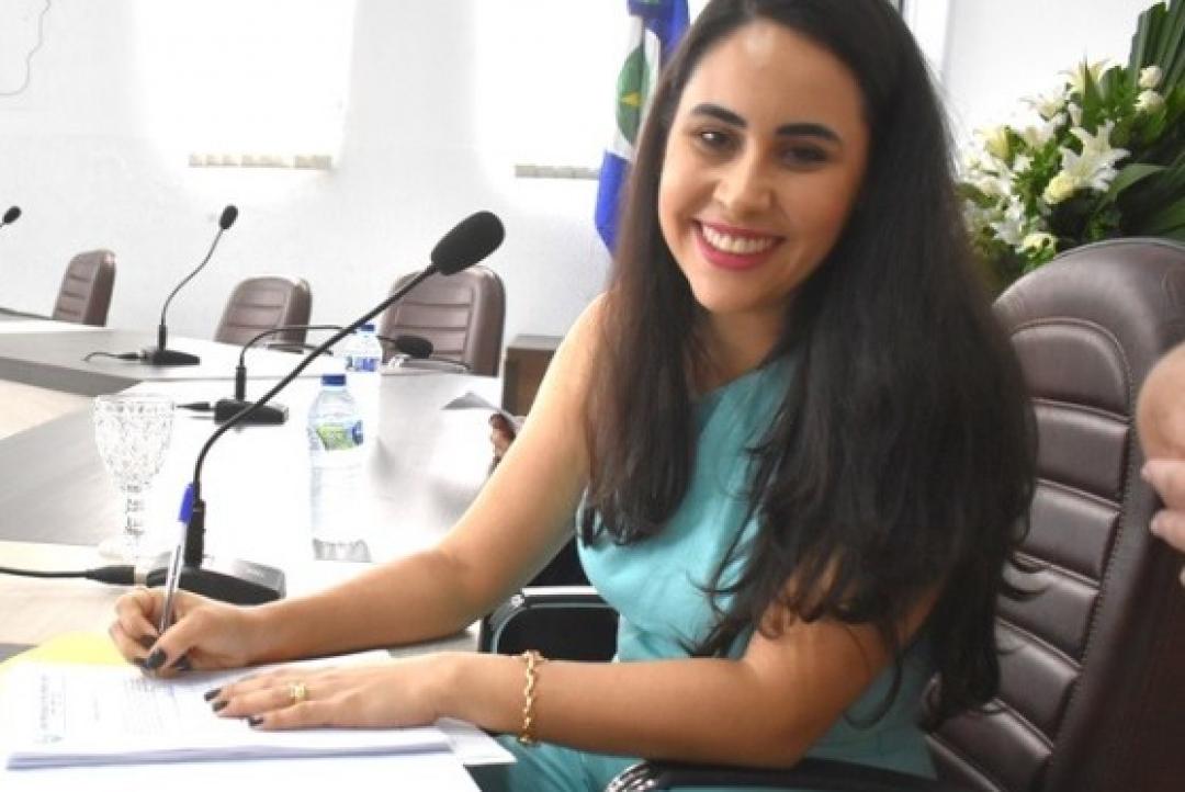 Lívia Fidelis é eleita presidente da Câmara de Nova Monte Verde e afirma que foco será aproximar o Legislativo da população