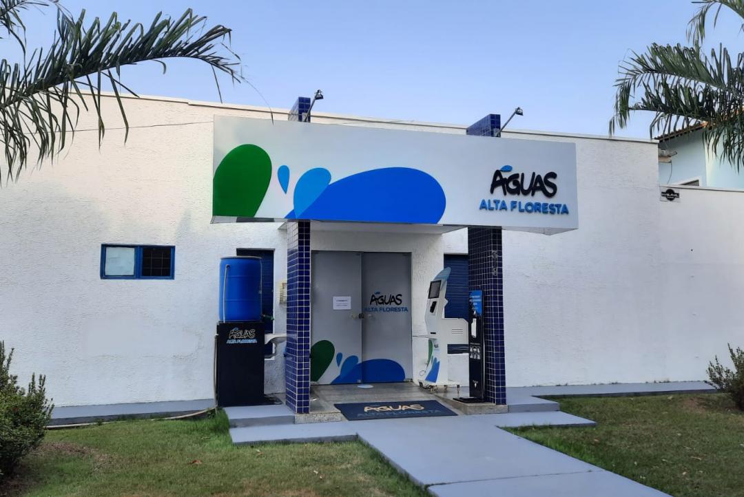 Rompimento de rede de abastecimento no Santa Maria interrompe fornecimento de água em três bairros de Alta Floresta