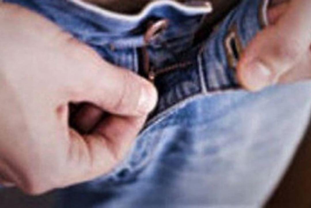 Homem é preso por se masturbar e assediar crianças em MT