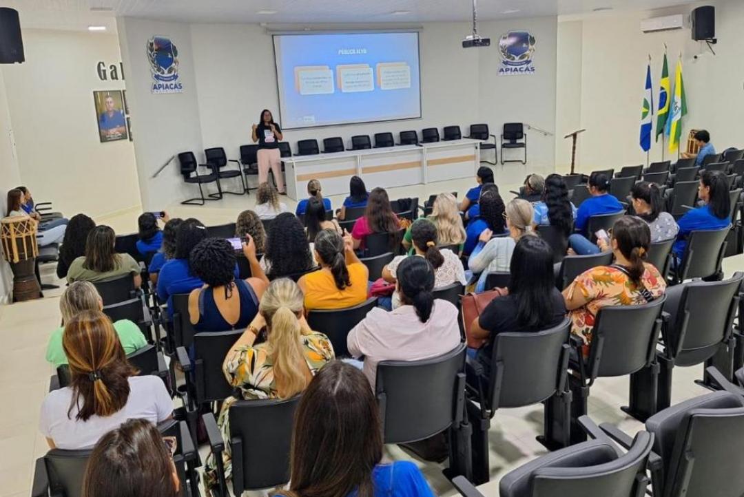 Setasc capacita servidores de Apiacás e Nova Monte Verde que atuam no programa SER Família