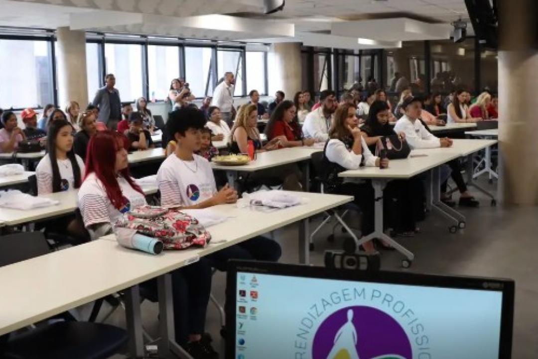 Senai atinge maior patamar de ex-alunos empregados em 22 anos