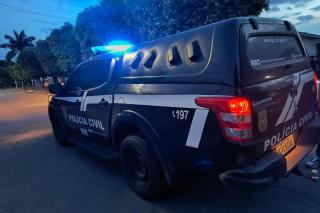 Mulher é presa por exploração sexual: menino de 14 anos é resgatado