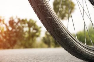 Bicicleta é furtada em estacionamento de supermercado